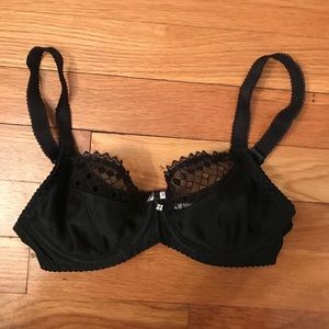 Curvy Kate 28D Like New Black Lace Trim Bra